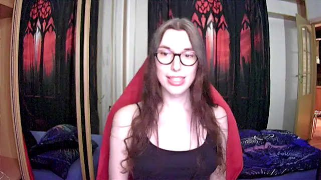 Snapshot of bluerose00 chatting on December 5, 7:06 pm bluerose00 online show from December 5, 7:06 pm