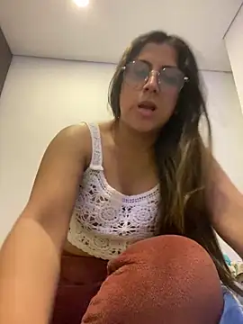 girl anni online show from March 10, 1:12 am