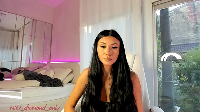 Snapshot of missdiamond_ chatting on October 20, 6:25 am missdiamond online show from October 20, 6:25 am