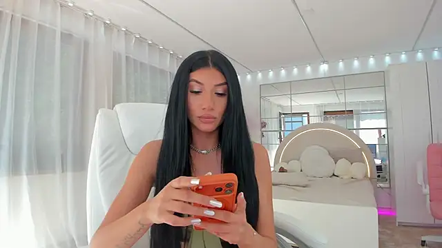 Snapshot of missdiamond_ chatting on June 11, 6:33 am missdiamond online show from June 11, 6:33 am