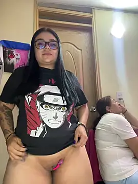 alissonfernandez  online show from April 9, 1:38 am