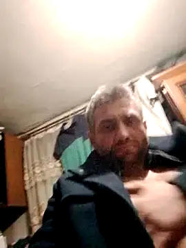 Snapshot of Gotowy40 chatting on December 6, 11:03 pm Gotowy40 online show from December 6, 11:03 pm