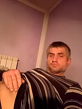 Snapshot of Gotowy40 chatting on November 1, 12:12 am Gotowy40 online show from November 1, 12:12 am