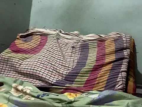 Snapshot of VastNoon95 chatting on October 4, 6:06 pm VastNoon95 online show from October 4, 6:06 pm