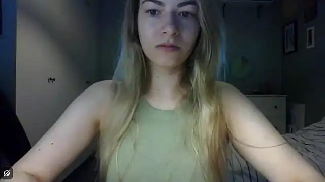 Snapshot of ROSIEx_sweet chatting on May 25, 7:03 am ROSIEx sweet online show from May 25, 7:03 am