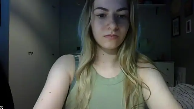 Snapshot of ROSIEx_sweet chatting on May 29, 9:51 am ROSIEx sweet online show from May 29, 9:51 am