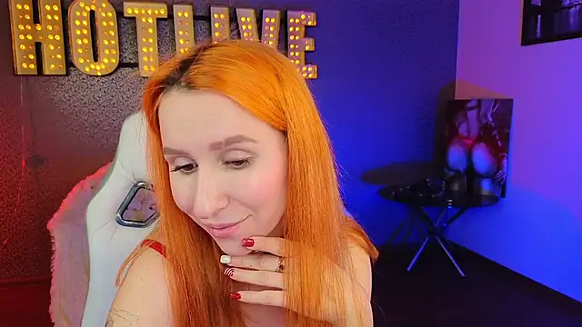 Snapshot of AliceBYKiss chatting on January 31, 9:37 am AliceBYKiss online show from January 31, 9:37 am