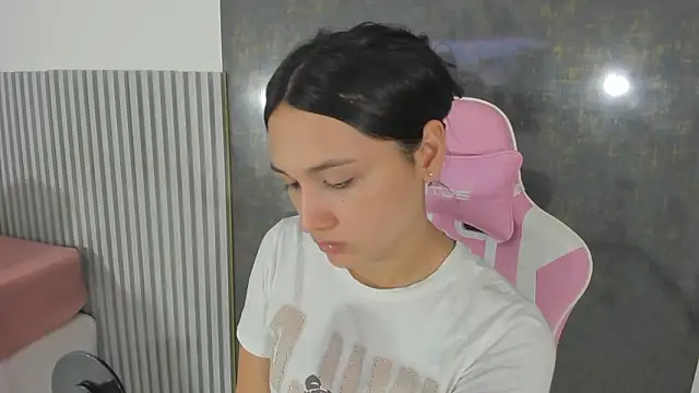 lana boomer online show from March 21, 5:38 pm