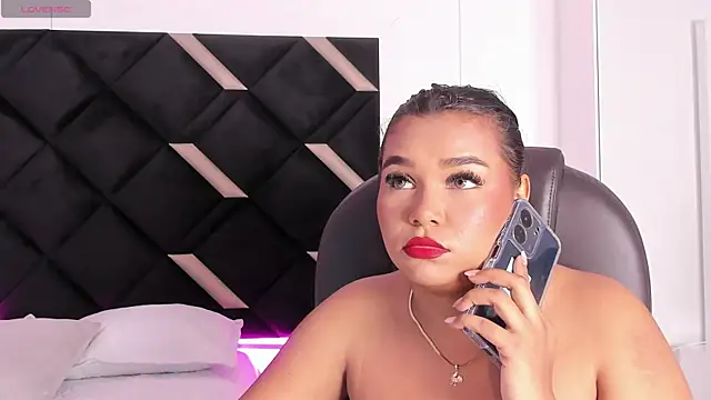 Carolina Evanss online show from March 27, 3:56 am