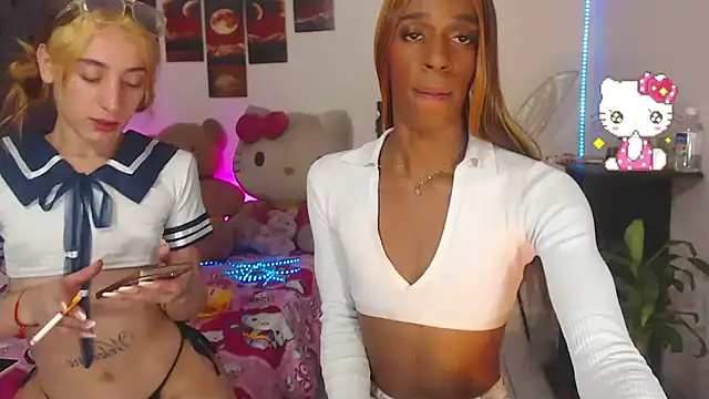 lucianadolll online show from April 9, 6:52 am