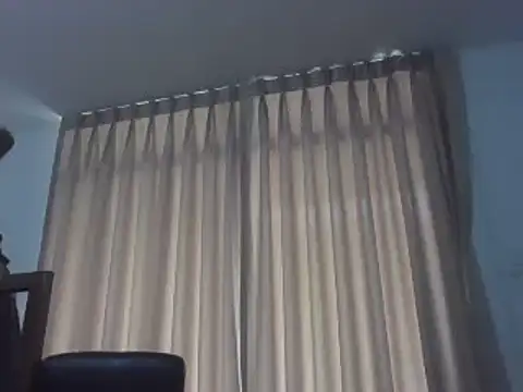 estudiante69 online show from December 7, 9:44 pm