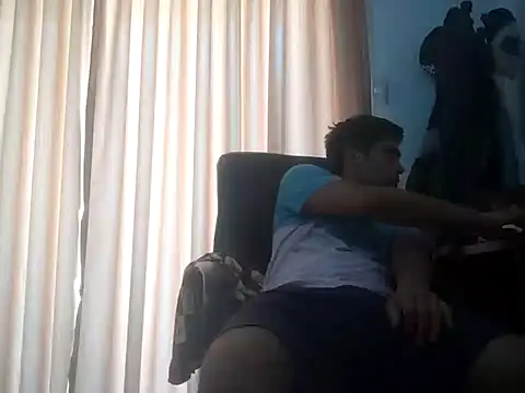 estudiante69 online show from January 29, 5:45 pm