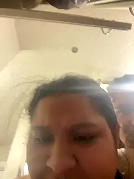 Snapshot of Anmaro05 chatting on November 3, 5:42 am Anmaro05 online show from November 3, 5:42 am