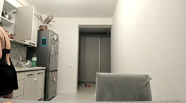 bbruneta37 online show from February 4, 4:37 am