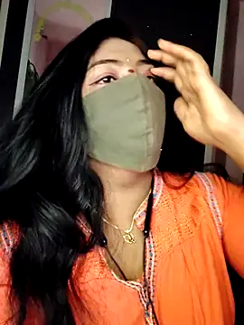 Snapshot of RomeoJuliet345 chatting on February 1, 1:53 pm RomeoJuliet345 online show from February 1, 1:53 pm