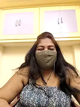 RomeoJuliet345 online show from March 22, 8:07 am