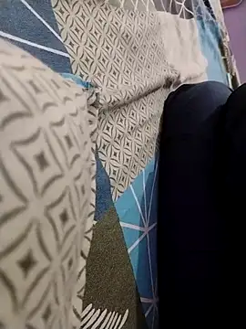 Snapshot of Noname333u chatting on October 17, 5:10 am Noname333u online show from October 17, 5:10 am