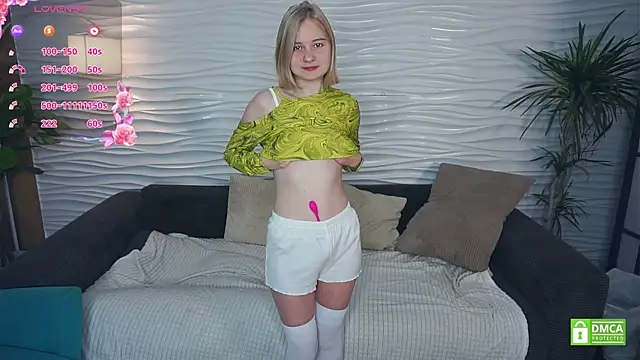 OdelinaFicken online show from November 12, 4:35 am