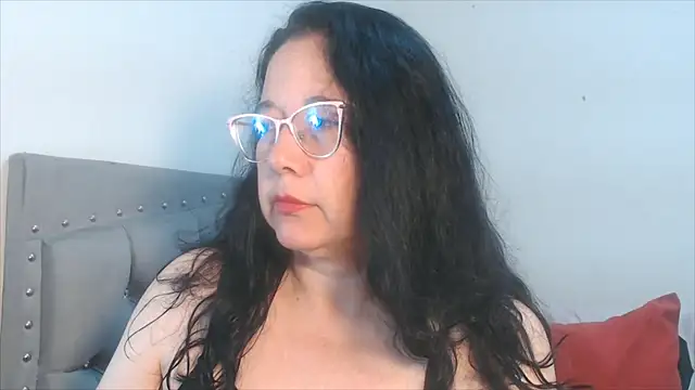 maturepriscila online show from September 10, 1:33 pm