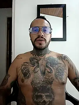 Nicky smith   online show from December 10, 2:38 am