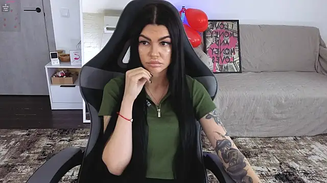 Tiffany lab online show from February 17, 11:07 am