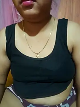 Snapshot of Super-Couple chatting on April 19, 8:00 pm Super-Couple online show from April 19, 8:00 pm