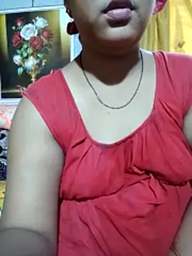 Snapshot of Super-Couple chatting on May 5, 8:22 am Super-Couple online show from May 5, 8:22 am