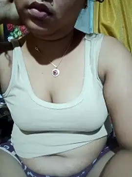 Snapshot of Super-Couple chatting on May 9, 2:55 pm Super-Couple online show from May 9, 2:55 pm