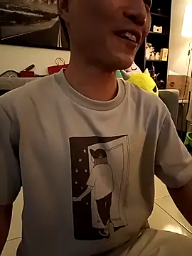 Snapshot of chiata410 chatting on October 10, 12:48 pm chiata410 online show from October 10, 12:48 pm