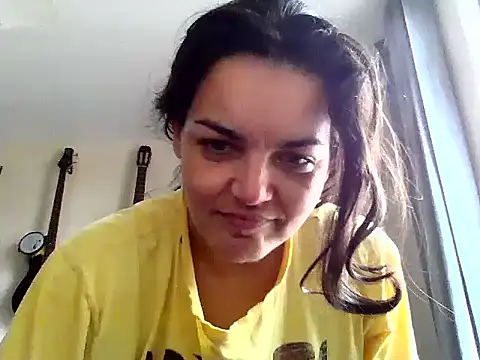 Snapshot of escritorasafada chatting on March 19, 4:13 pm escritorasafada online show from March 19, 4:13 pm