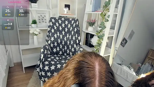 ZaraBluitt online show from April 10, 9:14 am