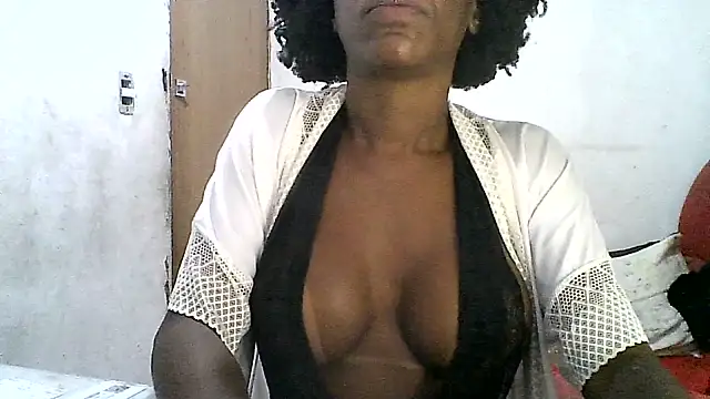 maisinha3193 online show from July 28, 2:40 am