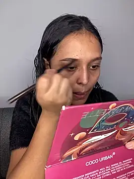 Snapshot of Sweet_xuee18 chatting on January 6, 7:45 pm Sweet xuee18 online show from January 6, 7:45 pm