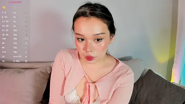 Snapshot of Mellovely chatting on October 1, 7:20 pm Mellovely online show from October 1, 7:20 pm
