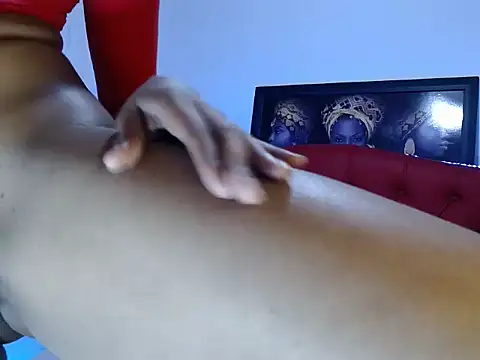 Snapshot of MISSANDRE4 chatting on December 31, 1:19 pm MISSANDRE4 online show from December 31, 1:19 pm