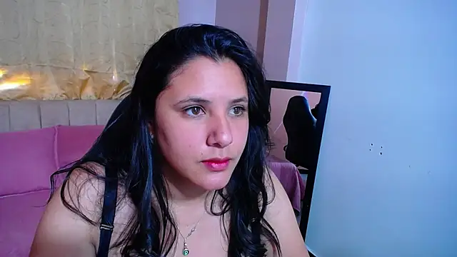 frreeya online show from January 18, 6:21 pm