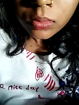 Snapshot of Shivani_Tivari chatting on January 19, 10:17 am Shivani Tivari online show from January 19, 10:17 am