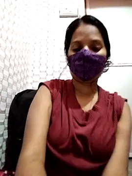 Snapshot of Shivani_Tivari chatting on February 16, 6:32 pm Shivani Tivari online show from February 16, 6:32 pm
