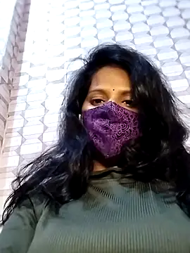 Shivani Tivari online show from February 18, 6:15 pm