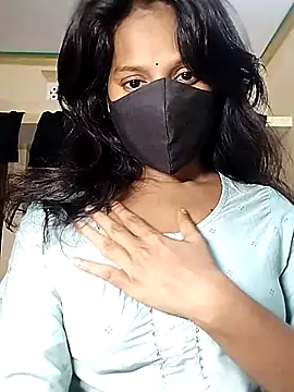 Snapshot of Shivani_Tivari chatting on November 11, 5:24 pm Shivani Tivari online show from November 11, 5:24 pm