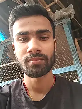 Snapshot of Skinny_Bigass_23 chatting on January 21, 7:15 am Skinny Bigass 23 online show from January 21, 7:15 am