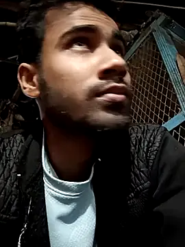 Snapshot of Skinny_Bigass_23 chatting on March 12, 3:18 pm Skinny Bigass 23 online show from March 12, 3:18 pm