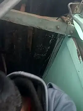 Skinny Bigass 23 online show from December 18, 5:35 am