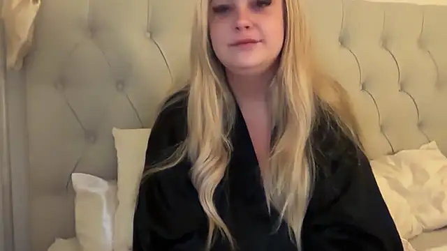 blairbella online show from October 27, 5:00 am