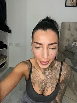 Linda-Bergmann online show from December 3, 2:05 pm