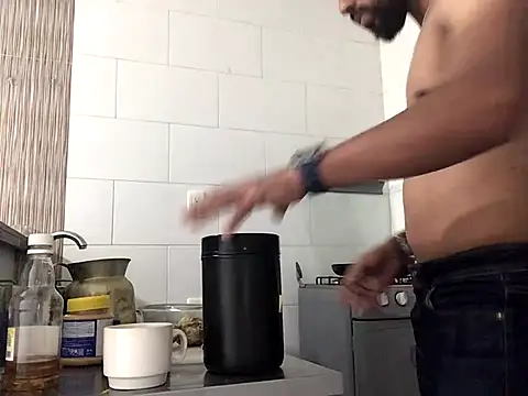 Snapshot of edu_fitness chatting on December 3, 1:08 am edu fitness online show from December 3, 1:08 am