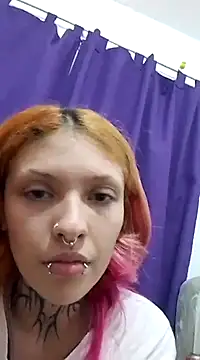 Snapshot of littledoll_juicy chatting on March 13, 5:11 am littledoll juicy online show from March 13, 5:11 am