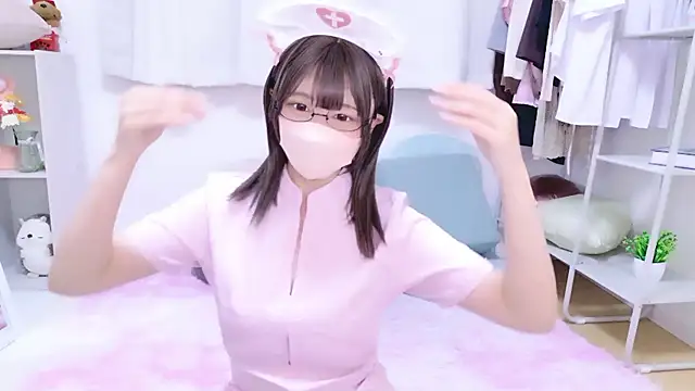 aki zzz online show from March 19, 7:51 pm