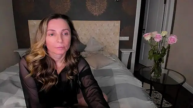 AllisonWilliams online show from December 2, 7:38 pm