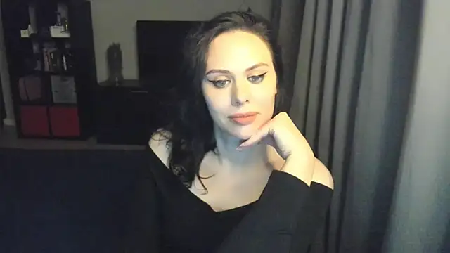 MollyCheiz online show from January 24, 11:45 pm
